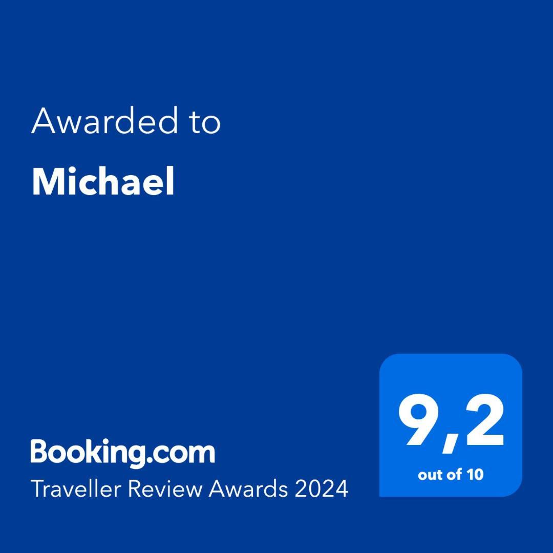 דירות אומיס Michael מראה חיצוני תמונה